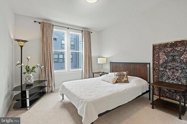 Building Photo - 13342 Arrowbrook Centre Dr