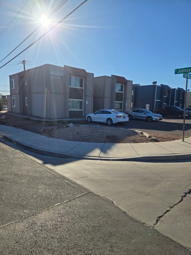 Building Photo - 33 Gold Bar Ct