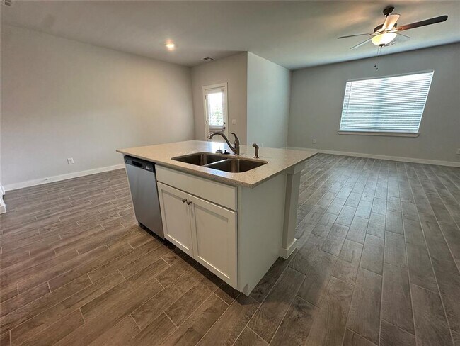 Building Photo - 17971 Lantana Loop