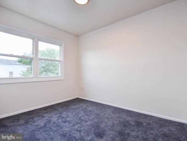 Building Photo - 1827 Grempler Way