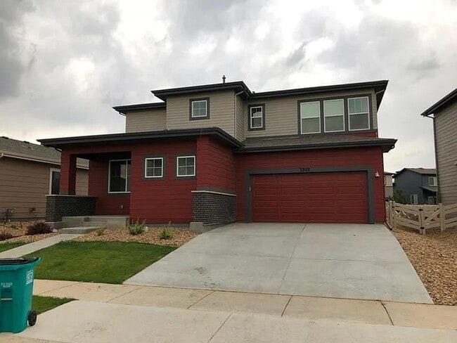 Building Photo - 2202 Mackinac St