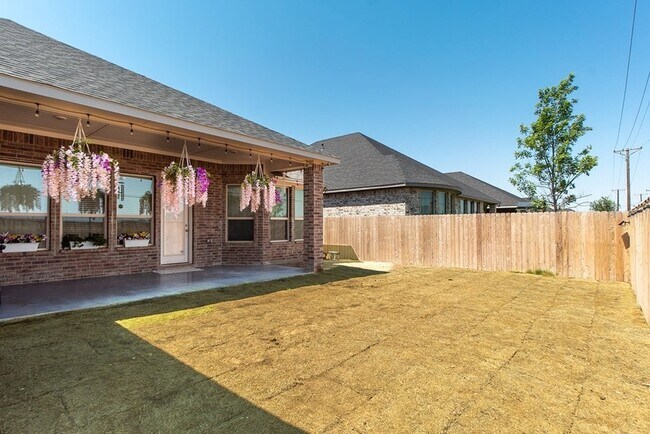 Building Photo - 1715 Overshine Ln