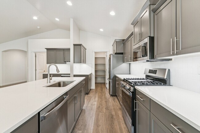 Building Photo - 10646 W Thimbleberry Ct
