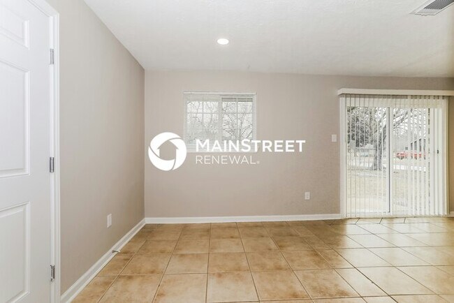 Building Photo - 3 Bedroom Pet-Friendly Home in Houston, TX with Main Street Renewal