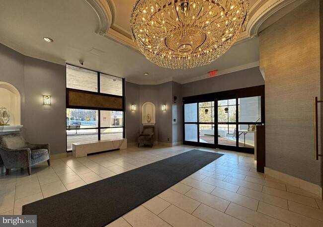 Building Photo - 5500 Friendship Blvd