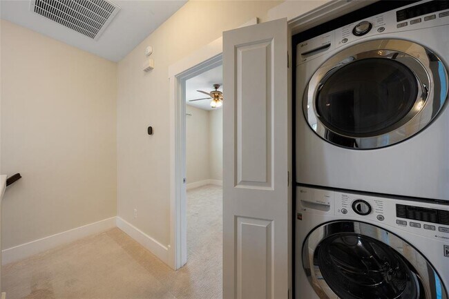 Building Photo - 1007 Taulbee Ln