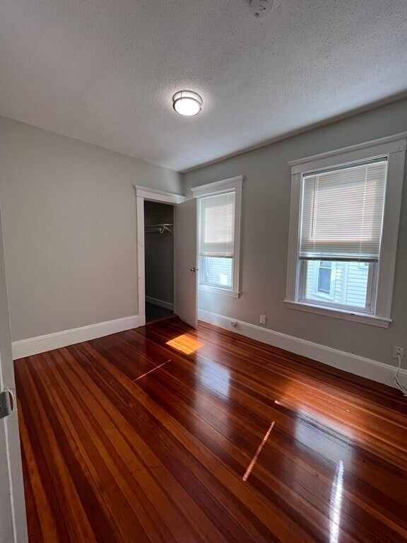 Building Photo - 29 W Tremlett St