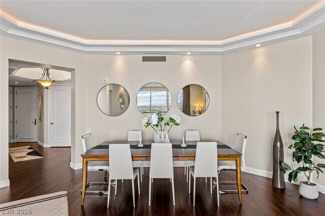 Building Photo - 2777 Paradise Rd