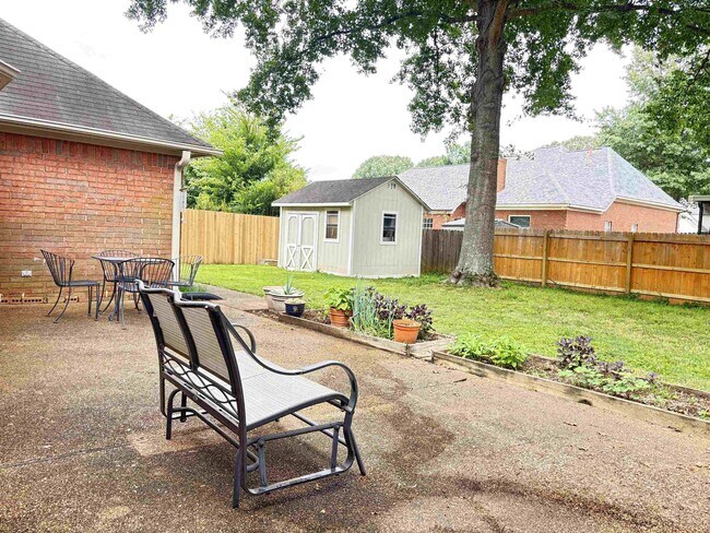 Building Photo - 1077 Sugar Ln