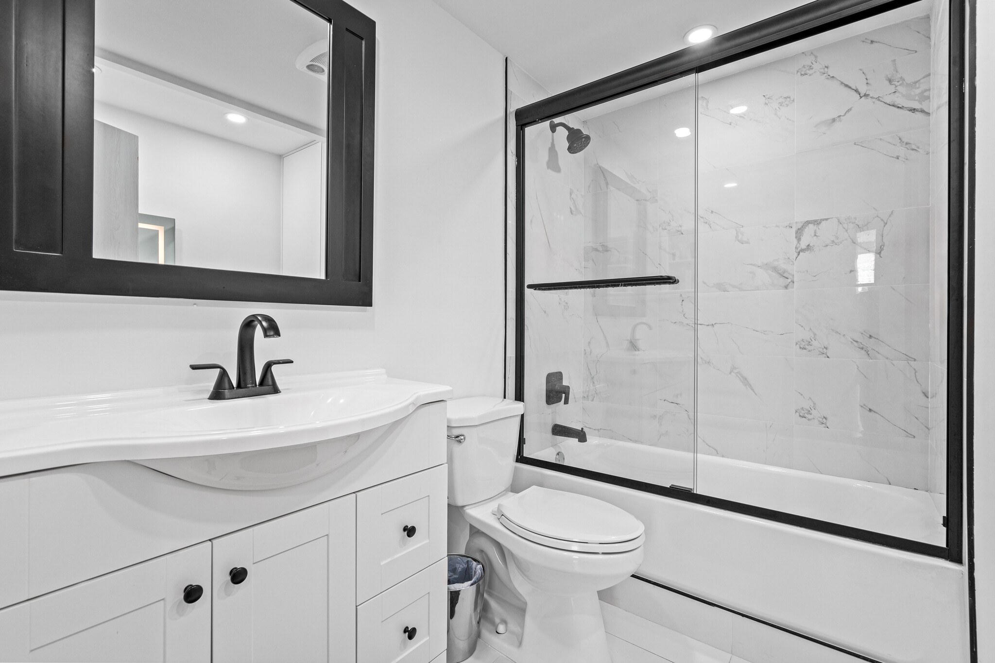 Building Photo - 1408 Brickell Bay Dr