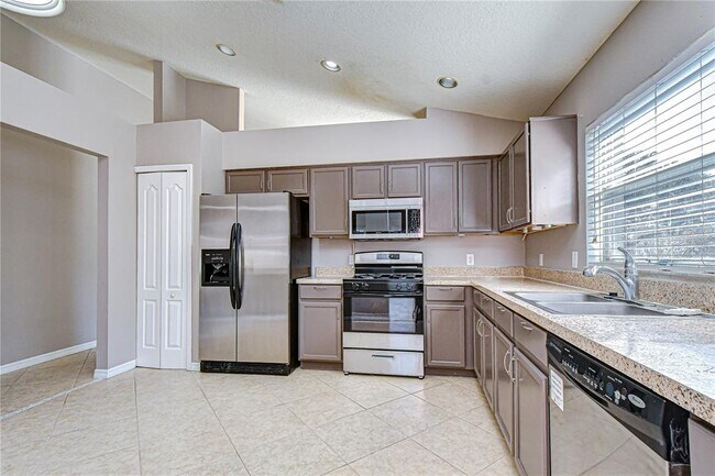 Building Photo - 29019 Old Marsh End