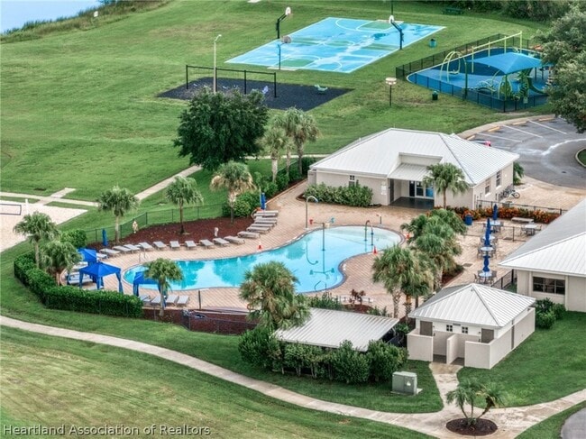 Building Photo - 4616 Granada Blvd