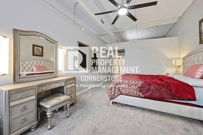 Building Photo - 125 S Kalamazoo Mall