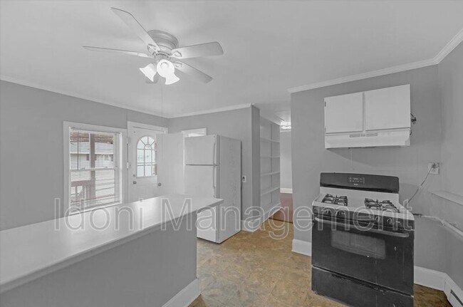 Building Photo - 70 Merchants Ave