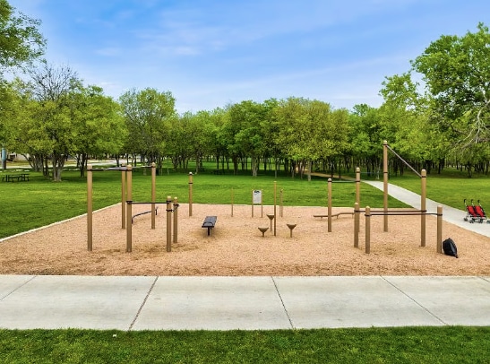 Building Photo - 13900 Harris Ridge Blvd