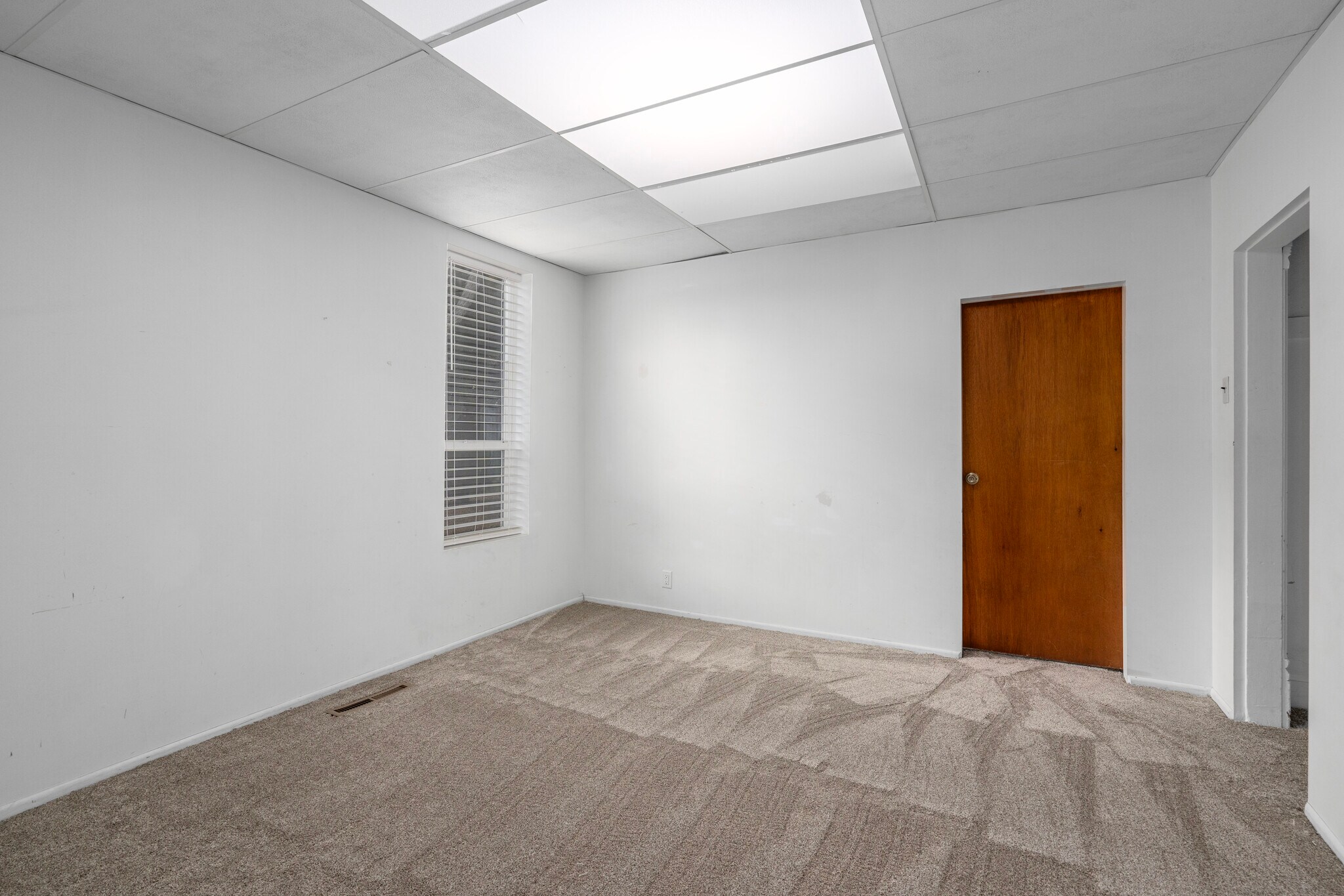 Building Photo - 235 S 300 E