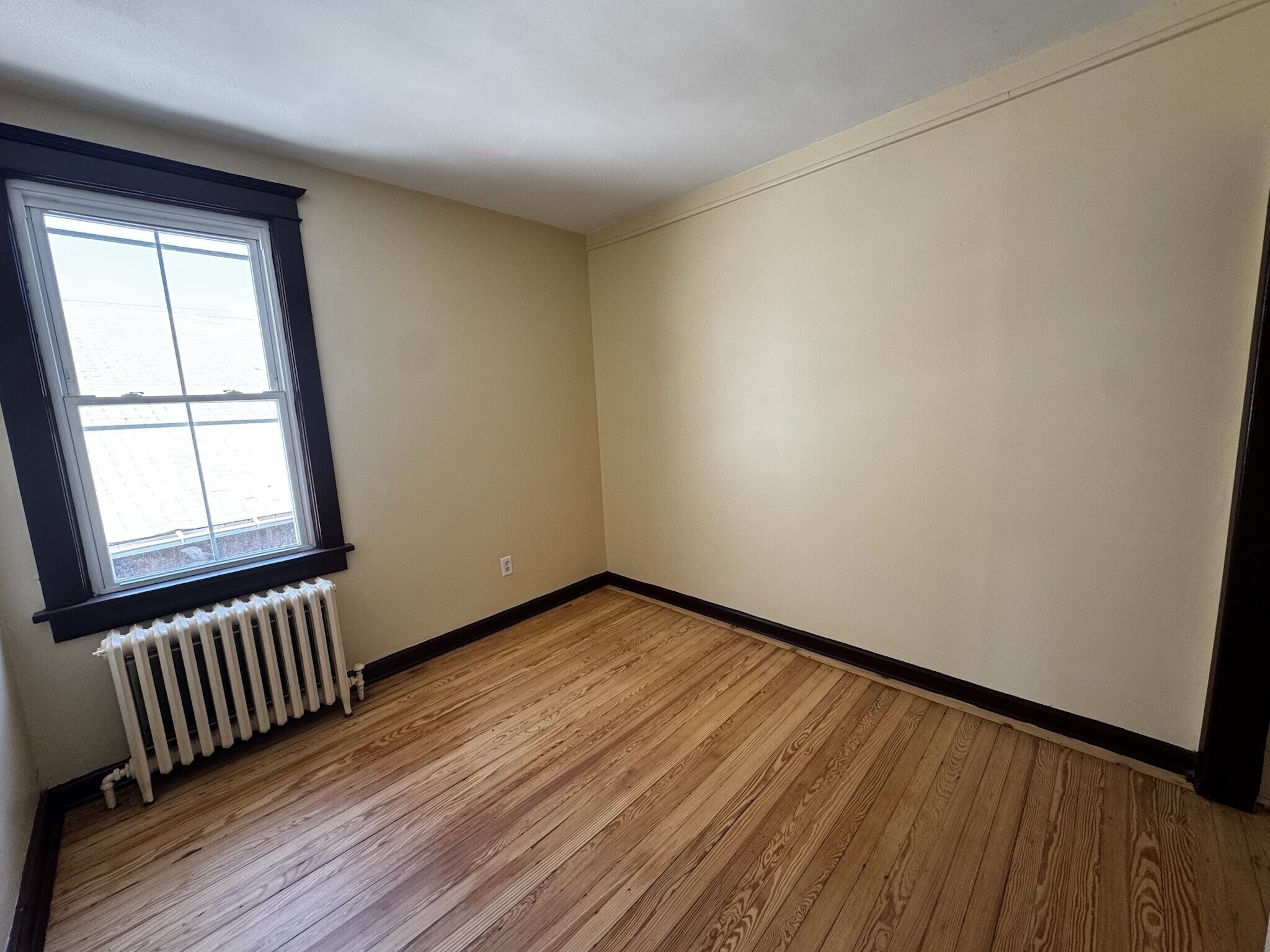 Building Photo - 226 Glen Cove Ave