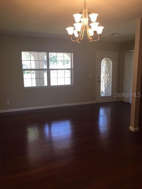 Building Photo - 888 S Waterview Dr