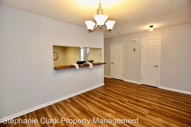 Building Photo - 3 br, 2.5 bath House - 606 Sheafe Court