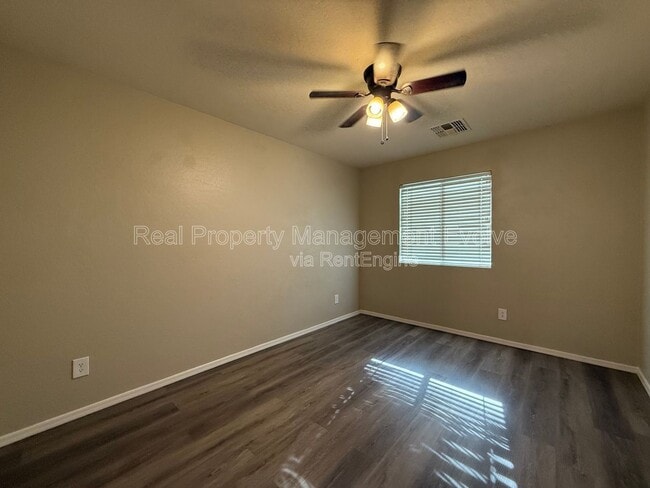 Building Photo - 12334 W Turney Ave