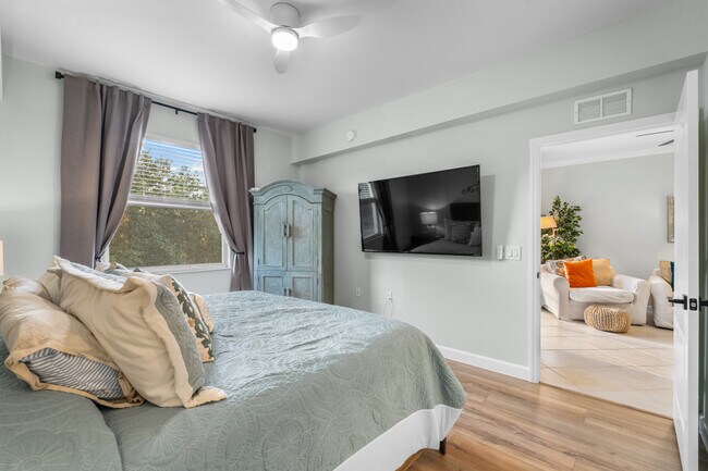 Building Photo - 10307 Heritage Bay Blvd