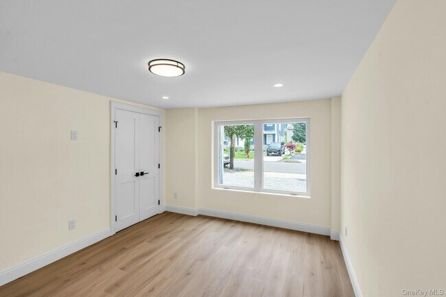 Building Photo - 69 Edgewood Rd