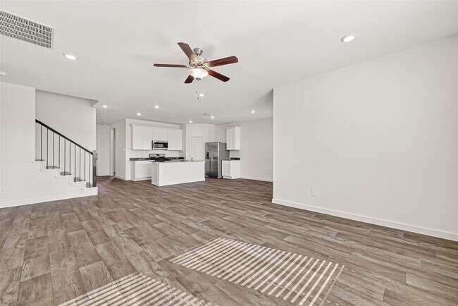 Building Photo - 6008 Jasper Hl Dr