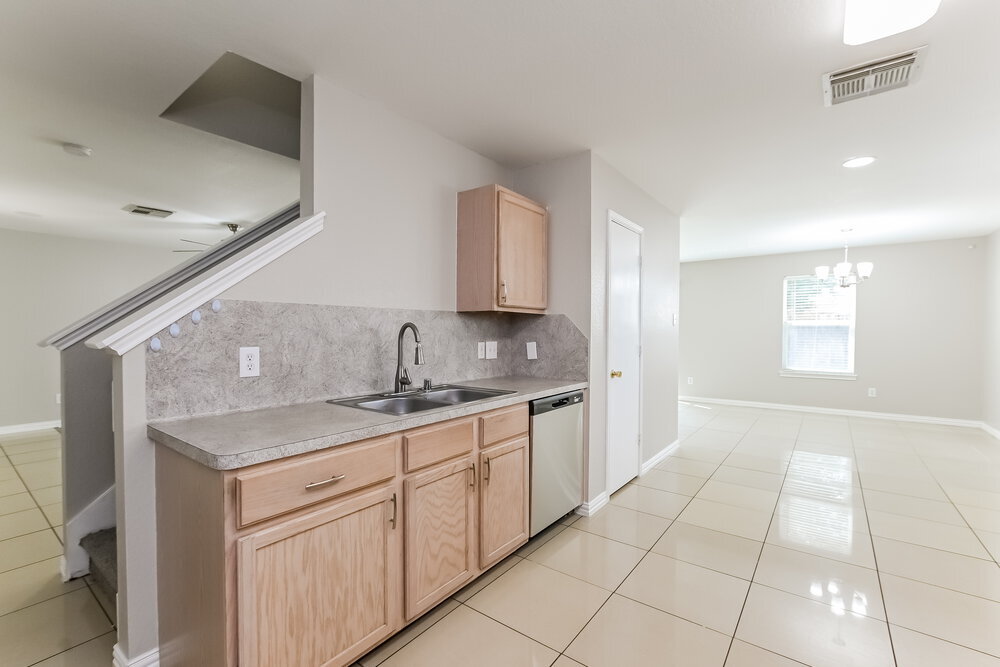 Building Photo - 12510 Aarons Way Dr