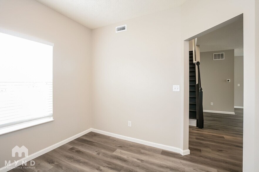 Building Photo - 1511 Danielle Rd