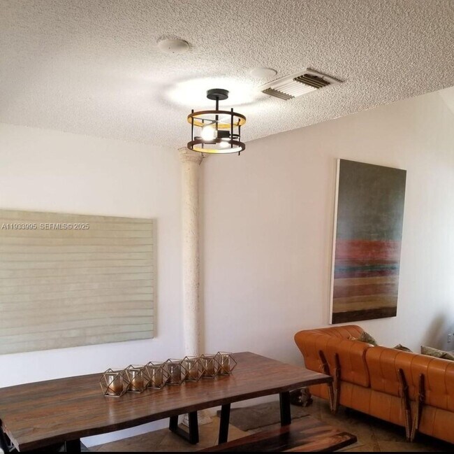 Building Photo - 9535 SW 148th Ave Cir E