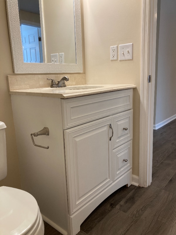 Building Photo - 309 Blade St