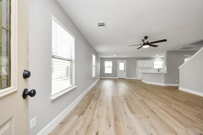 Building Photo - 354 Remington Harbor Ct