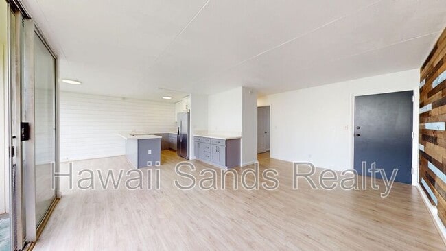 Building Photo - 95-021 Kuahelani Ave