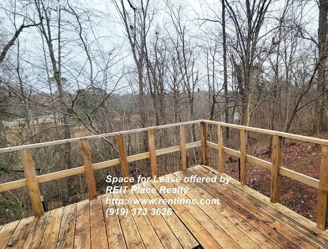 Building Photo - Charming and Peaceful Private Home with Granite Countertops & Wooded Views