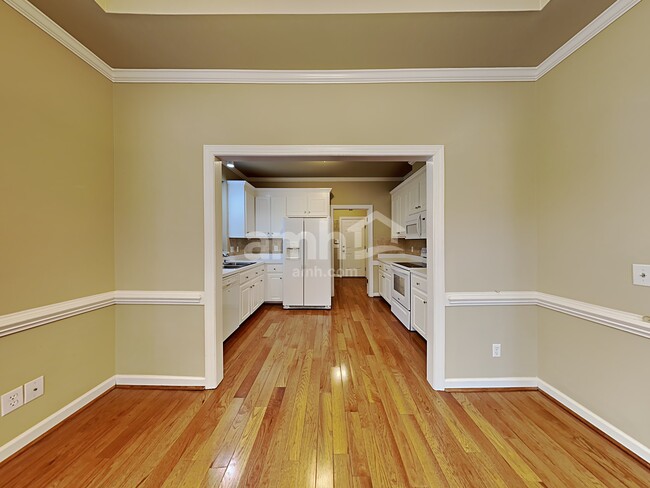 Building Photo - 1100 Secotan Pl