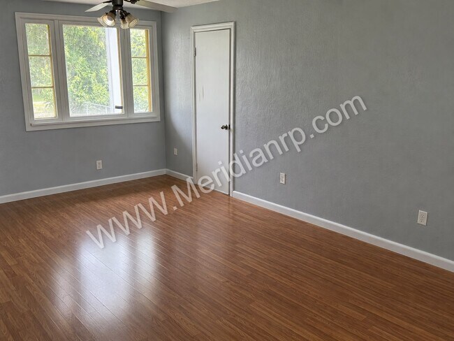 Building Photo - 3015 Holton Ave