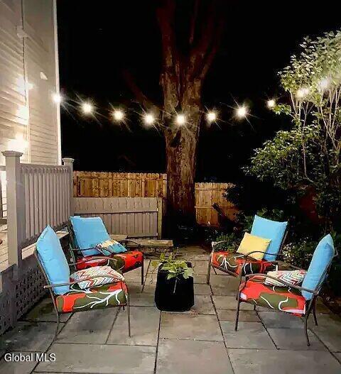 Building Photo - 64 Second St