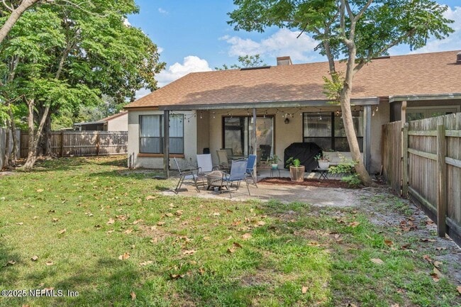 Building Photo - 9709 Fawn Brook Cir N