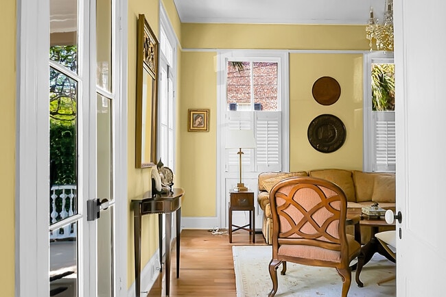 Building Photo - 6 Wentworth St