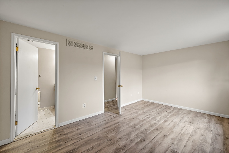 Building Photo - 36702 Park Pl Dr