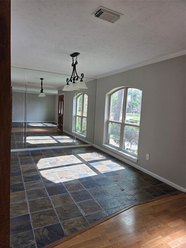 Building Photo - 8706 Chelsworth Dr