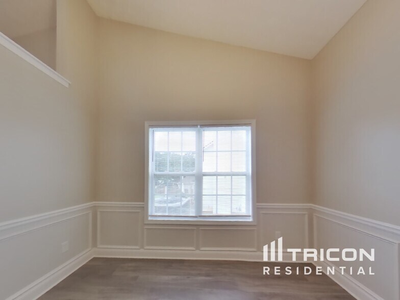 Building Photo - 35 Carmody Cir