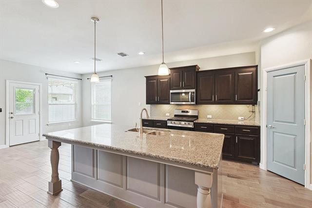 Building Photo - 2108 Blackrail Ct