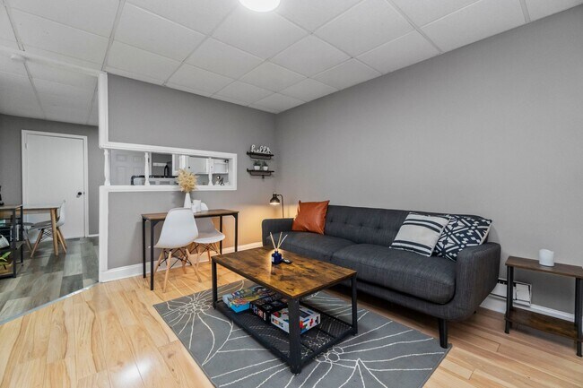 Building Photo - 127 Clearfield St