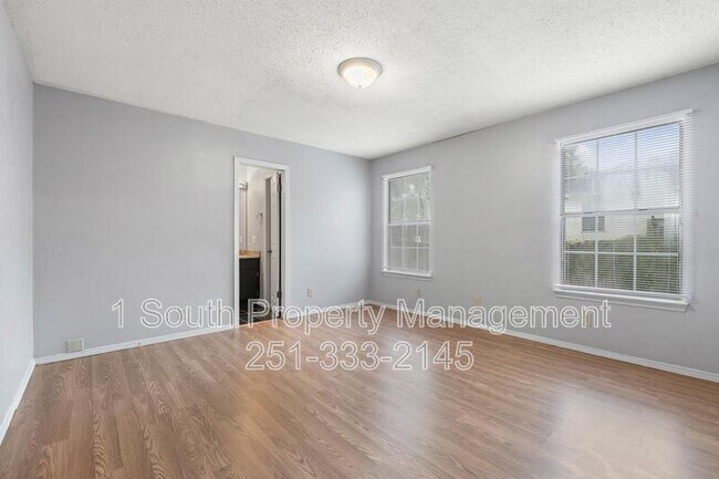 Building Photo - 1708 Woodley Rd