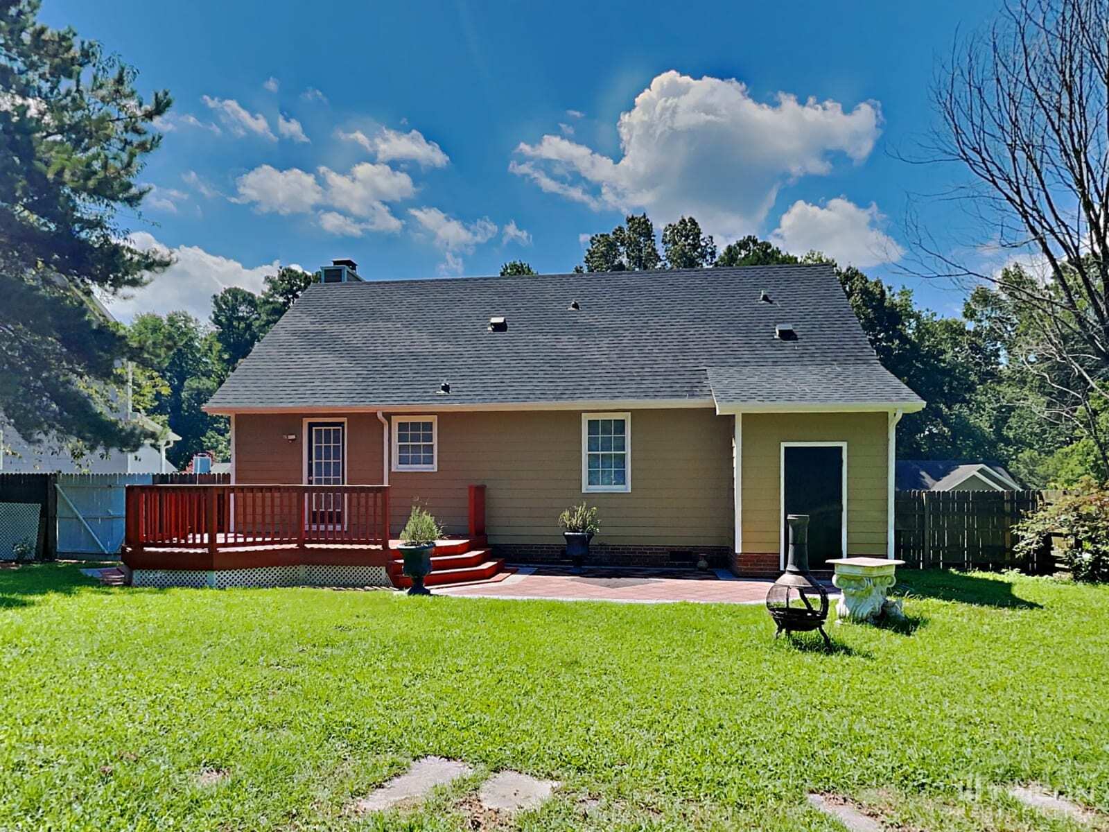 Building Photo - 5125 Cottage Bluff Ln