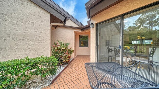 Building Photo - 6281 Timberlake Dr