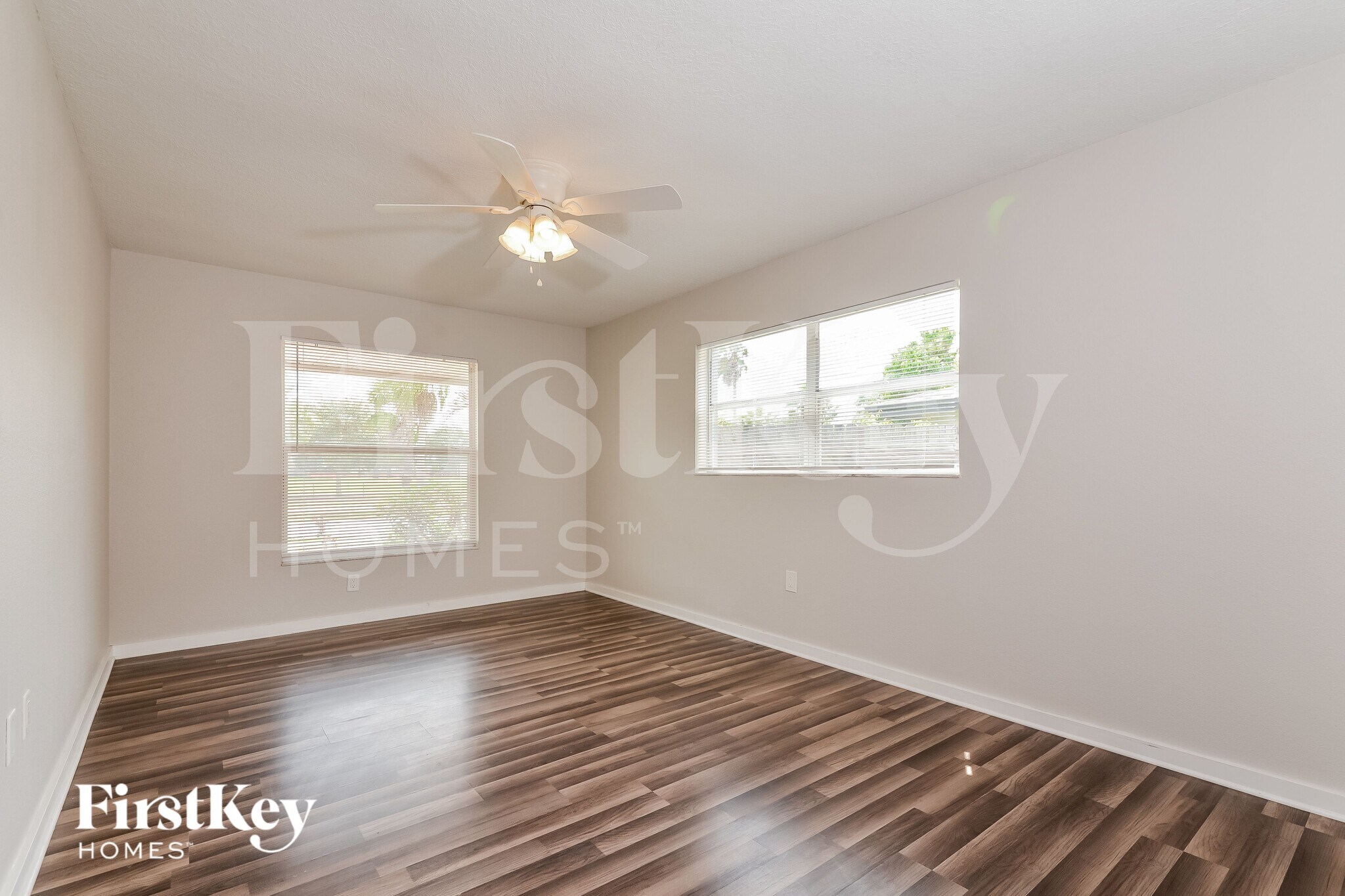 Building Photo - 3806 Southern Pkwy W
