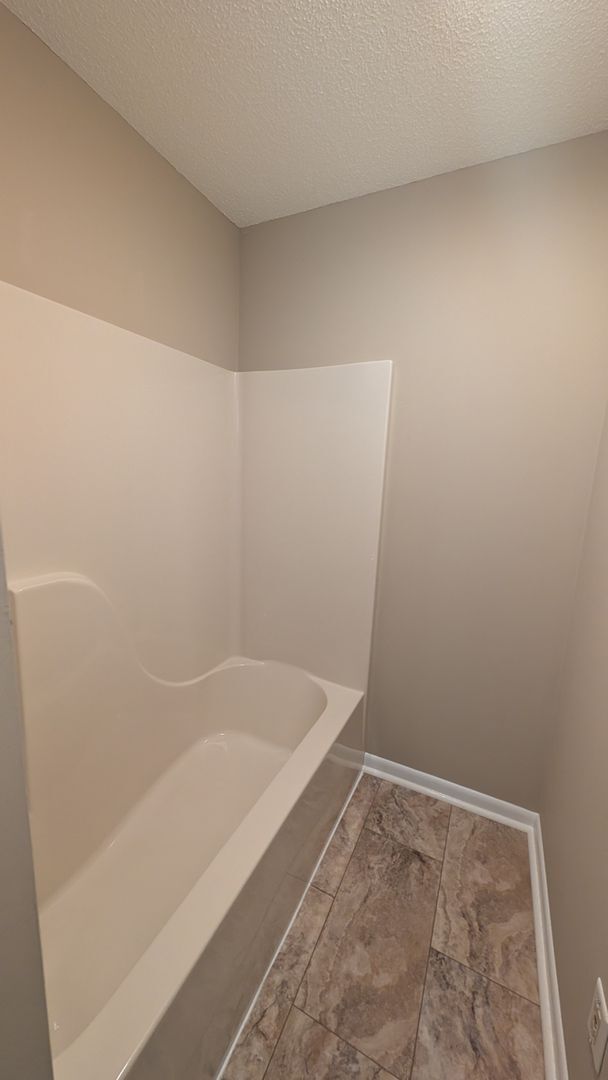 Building Photo - Spacious 4BR Home in Gardendale – Flexible Layout & Massive Backyard!