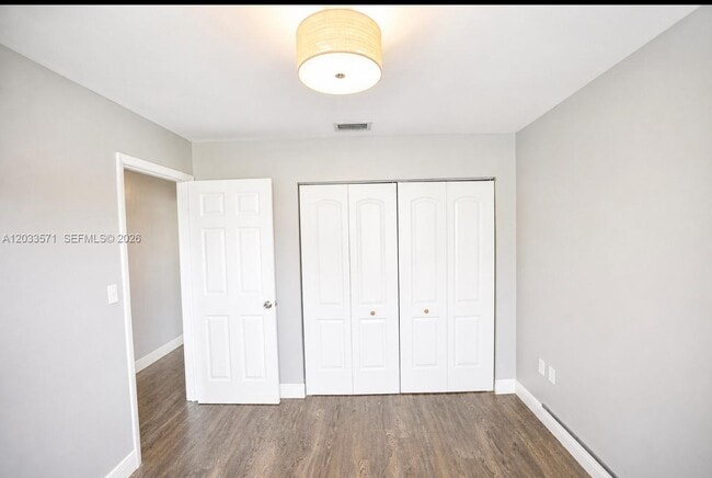 Building Photo - 11840 SW 99th St